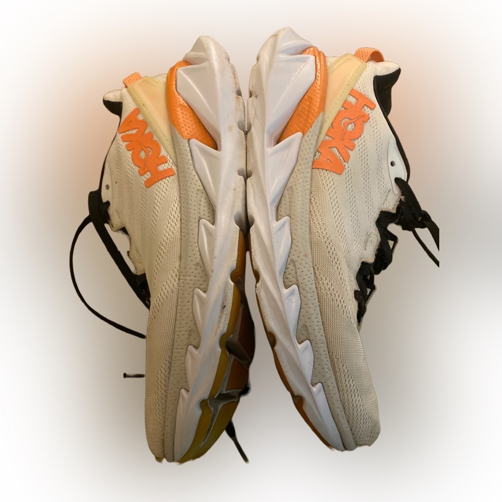 Used HOKA ONE ONE ELEVON 2